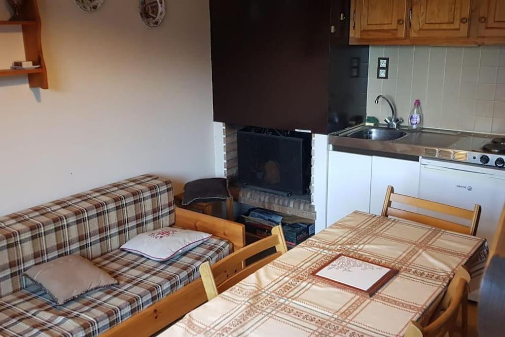 Chalet Vue Montagne T2 Duplex, 6 Personnes Люс-Сен-Совёр Экстерьер фото